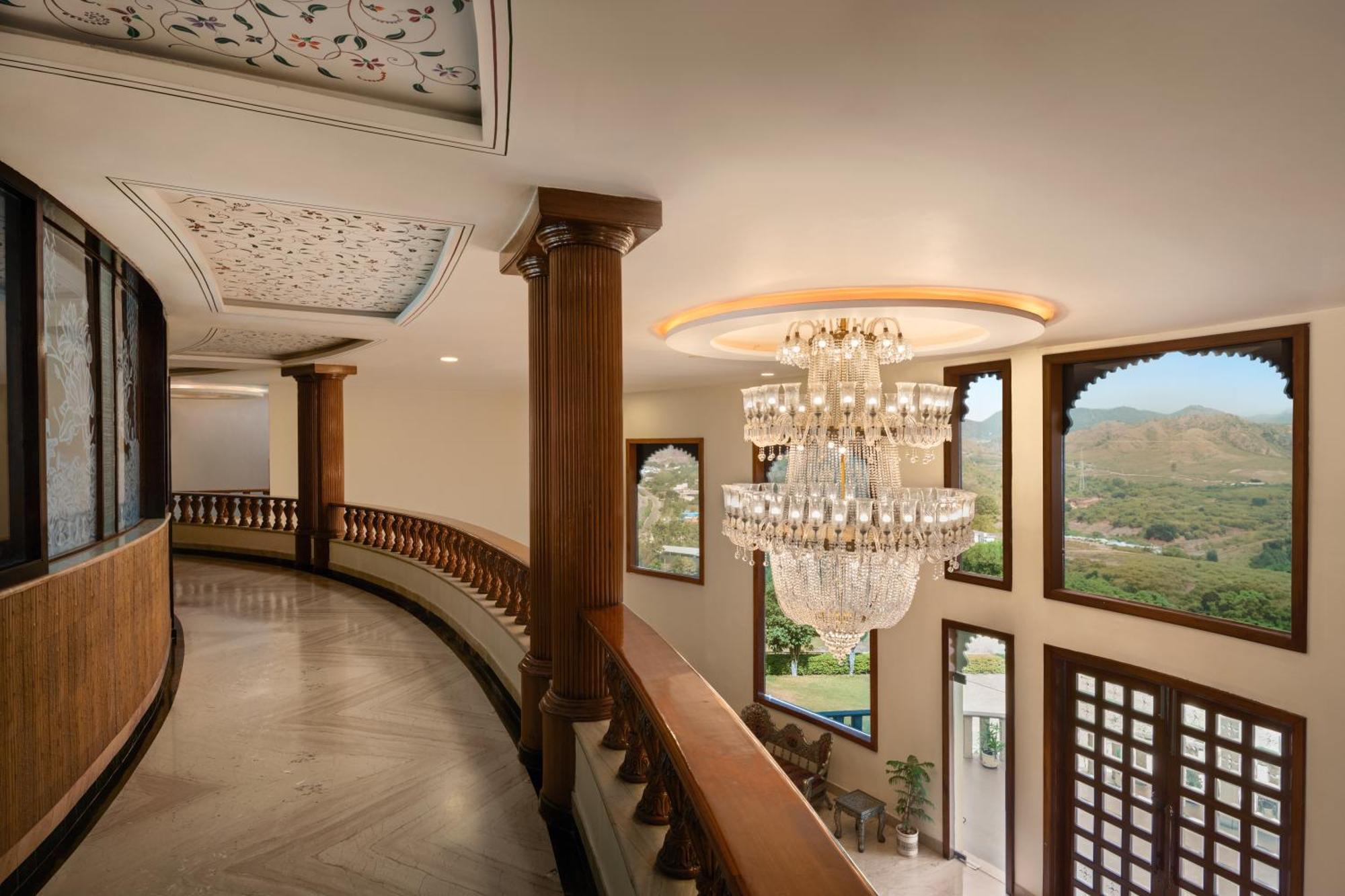 Bhairavgarh Palace Udaipur Eksteriør bilde