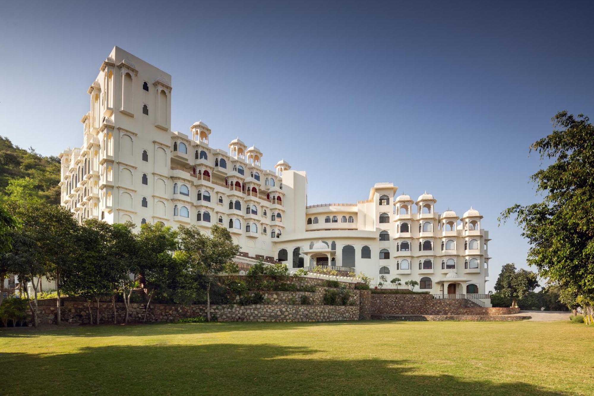 Bhairavgarh Palace Udaipur Eksteriør bilde