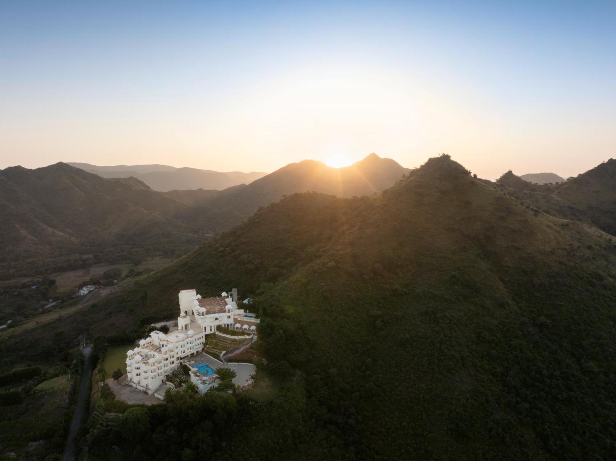 Bhairavgarh Palace Udaipur Eksteriør bilde