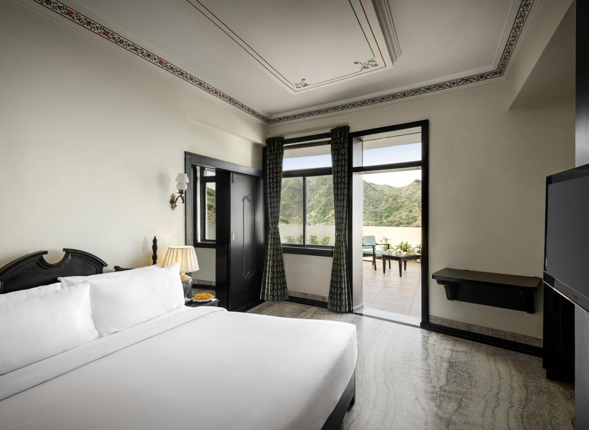 Bhairavgarh Palace Udaipur Eksteriør bilde